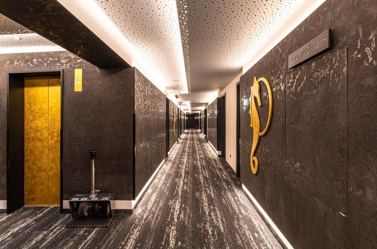 Plaza Premium Тиммендорфер-Штранд Экстерьер фото