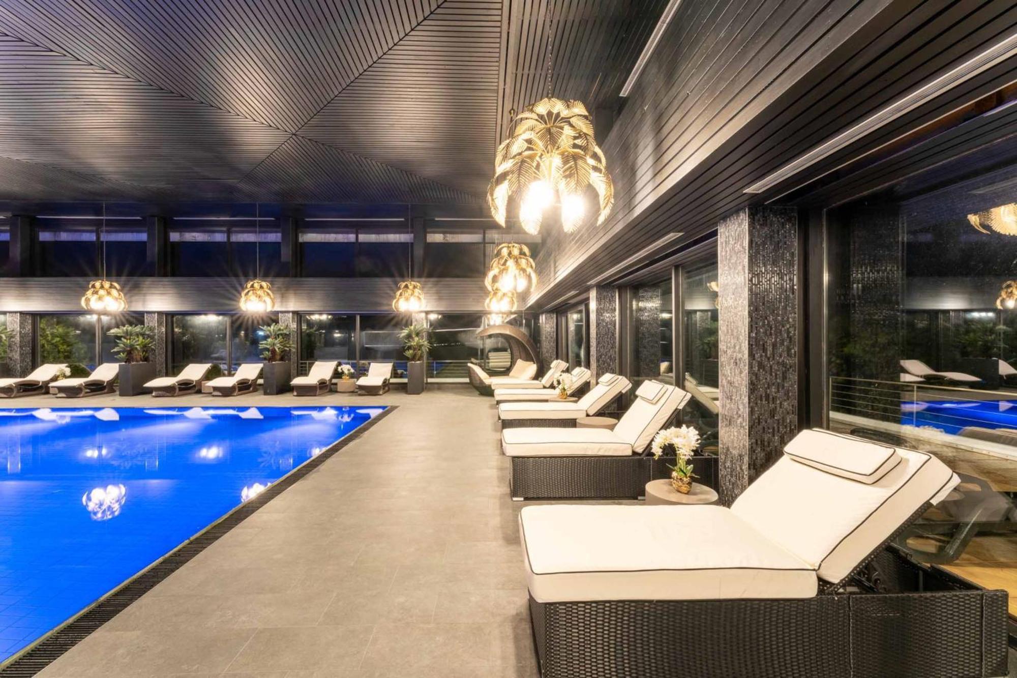 Plaza Premium Тиммендорфер-Штранд Экстерьер фото